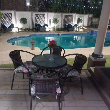 The Giraffe Room At Frederick'S Place Pretoria-Noord Esterno foto