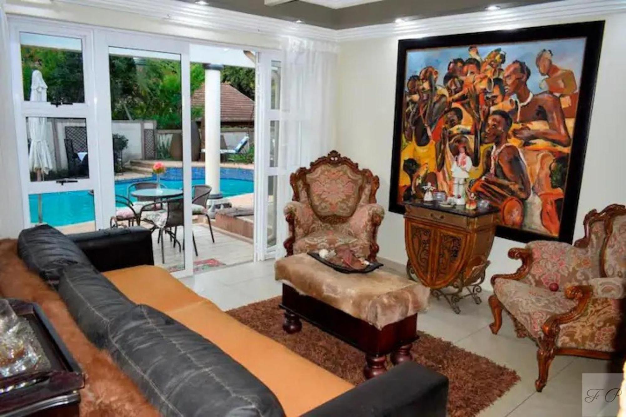 The Giraffe Room At Frederick'S Place Pretoria-Noord Esterno foto