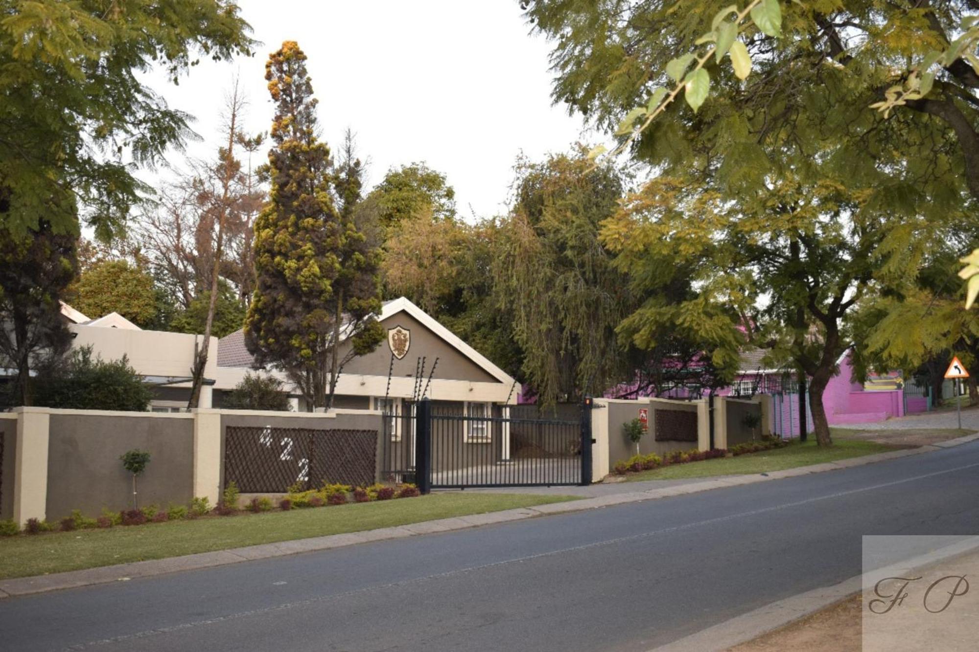The Giraffe Room At Frederick'S Place Pretoria-Noord Esterno foto
